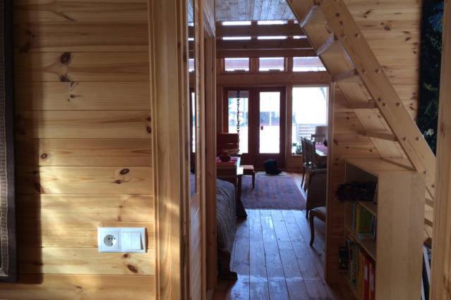 Beautiful Cottage In クヴェラゲルジ エクステリア 写真